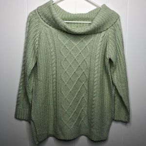 NWT No Comment NY-LA SWEATER. Size Juniors Small